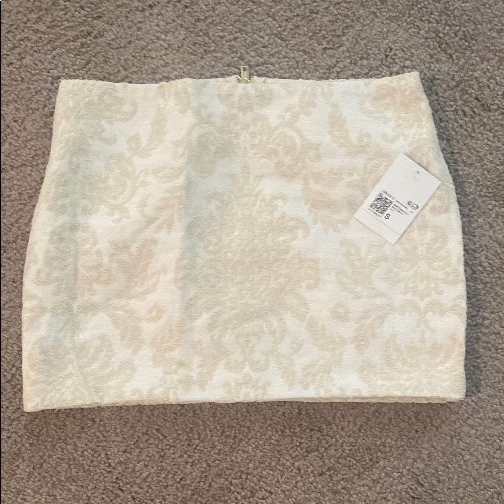 Forever 21 baroque skirt